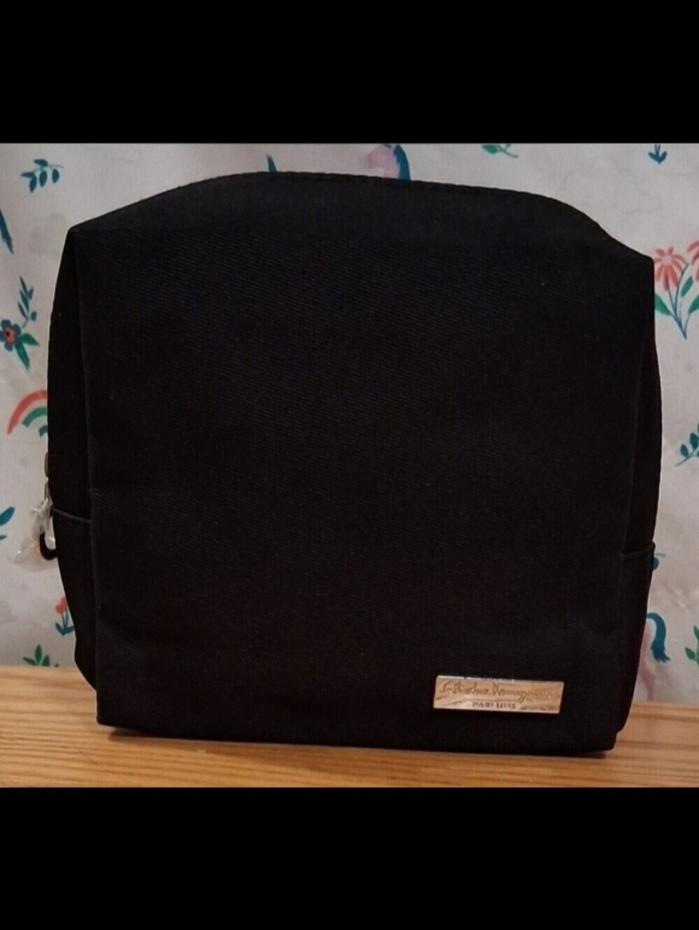 NWT Salvatore Ferragamo & Alitalia Magnifica Black Nylon Cosmetic Toiletry Pouch